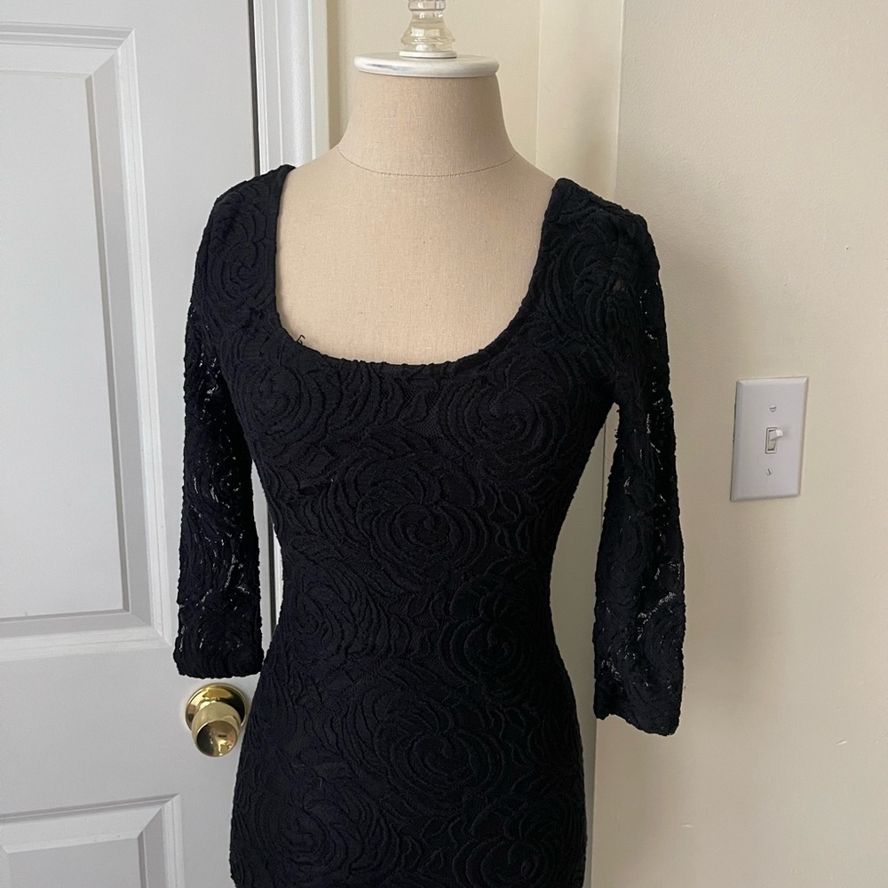 Elegant Black Lace Dress